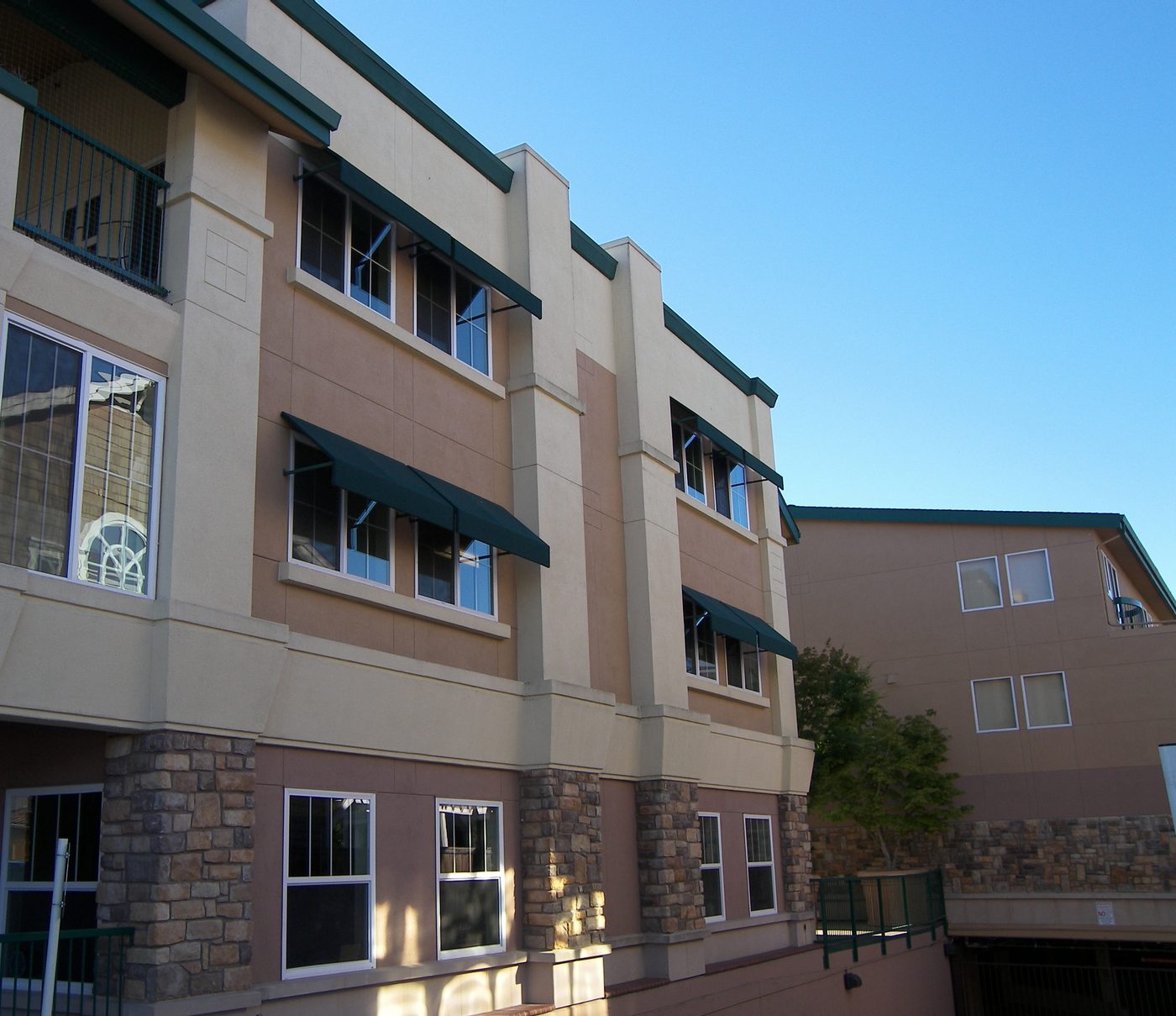 Three-story condominium and office complex, fully repainted