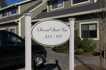Creekside West condominium exterior